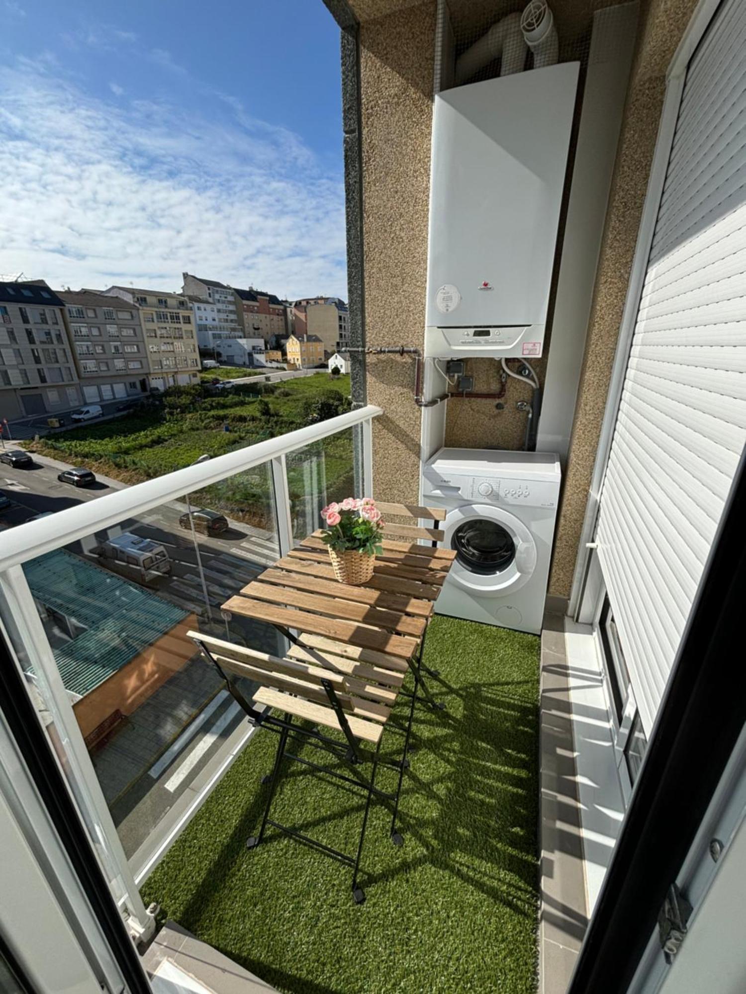 Burela Apartamento A Pie De Playa La Pepa מראה חיצוני תמונה